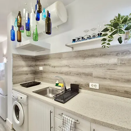 Апартаменты Marina Mirage *